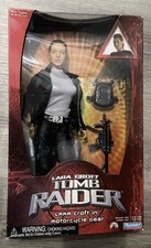 NEW 2001 Tomb Raider Lara