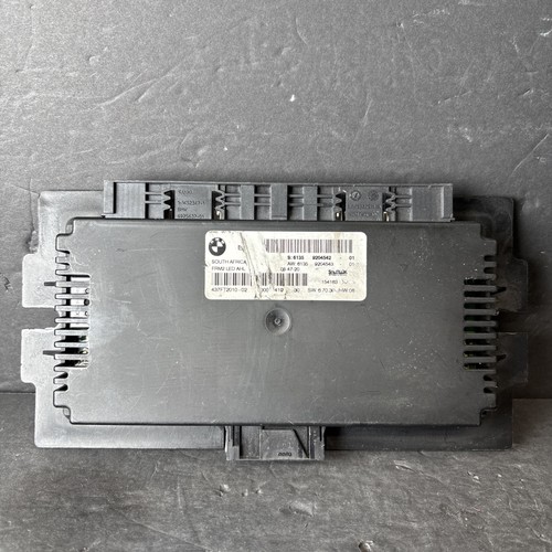 Bmw e90 lci - bmw, footwell