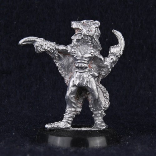 Wood elf bear - wood,