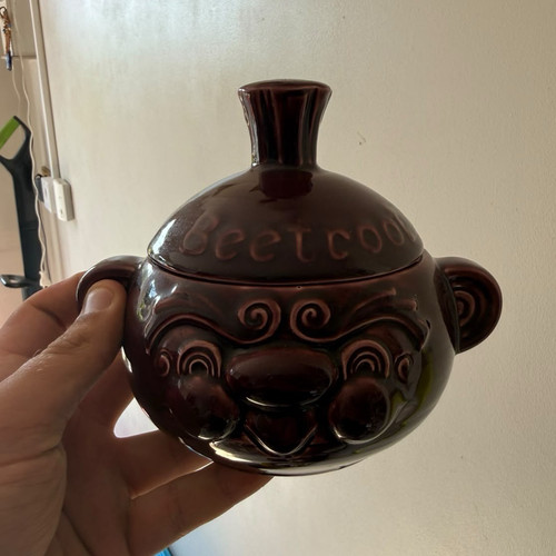 Vintage sadler beetroot - beetroot, face