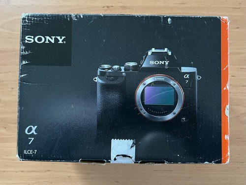 Sony full spectrum - a7, /