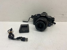 Olympus E-420 10MP Digital