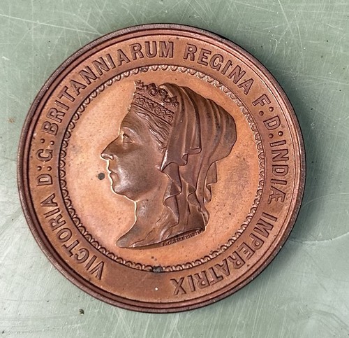 Lewes interest queen victoria - queen,