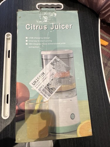 Electric juicer orange juice - orange,