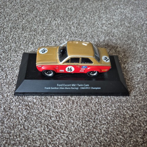 Atlas editions scale - scale, 4
