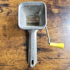 Vintage ANTIQUE MOULI PARSMINT French GRINDER for Vegetables Kitchenalia 