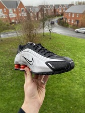 Nike Shox R4 Shoes Metallic