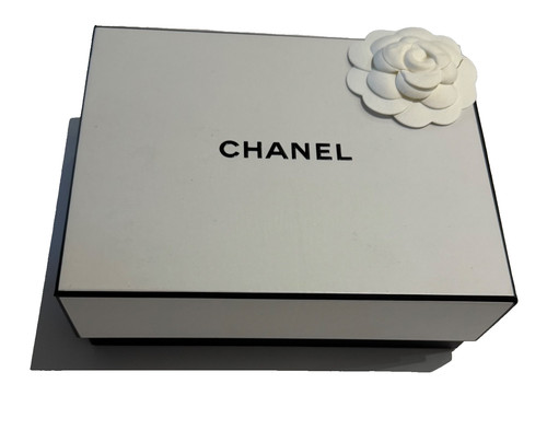 Chanel box 20cm - box, 8cm