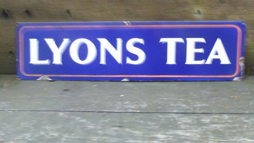 Lyons tea enamel sign original - lyons,