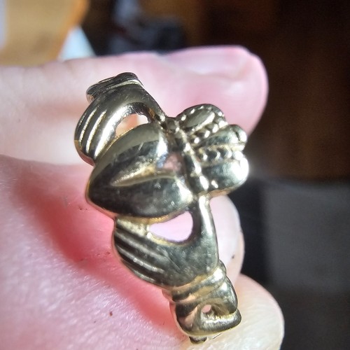 Antique 10k gold claddagh ring - 10k,
