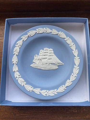 Vintage wedgewood jasper ware - wedgewood,
