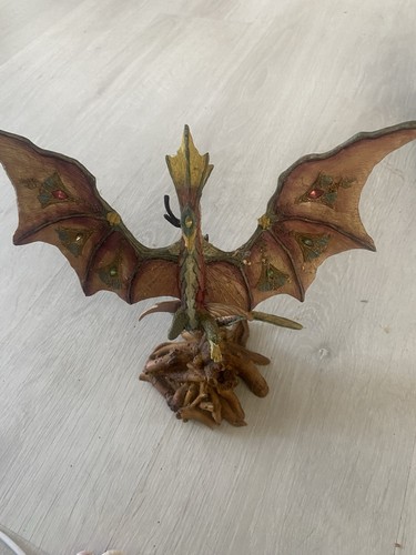 Dragon figurine holland studio - holland,