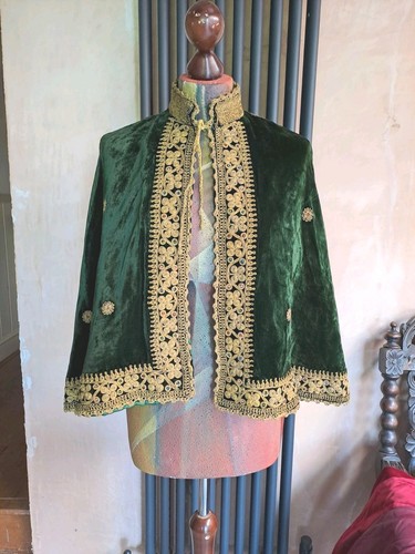 Antique silk velvet - antique,
