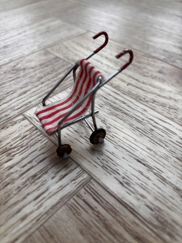 Vintage dolls house pram - pram, metal