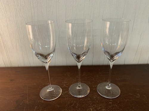 White wine glasses - wine,
