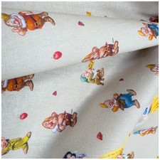 Snow White & Dwarfs Disney