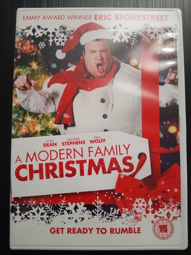 Modern family christmas - a,