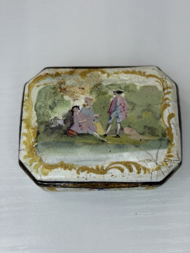 Antique snuff pill box - antique,