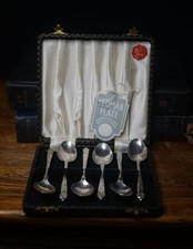 Vintage EPNS Yeoman Plate