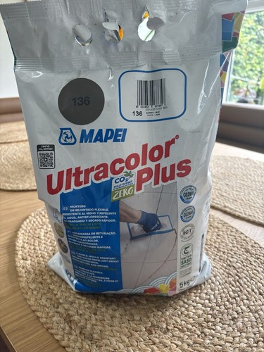 Mapei ultracolor plus - plus, grout