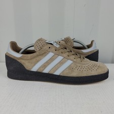 *RARE* UK 11 - adidas