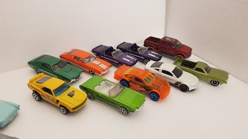 Hot wheels ford various - hot, ford's