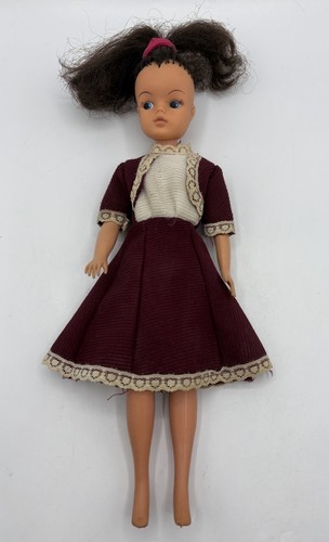 Vintage sindy doll - sindy, gen