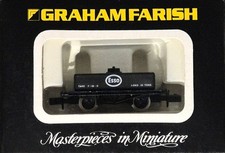 Graham Farish 2814 Rectangular Tank Wagon in ESSO Black Livery (YB)