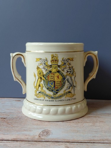 Vintage brentleigh ware queen - vintage,