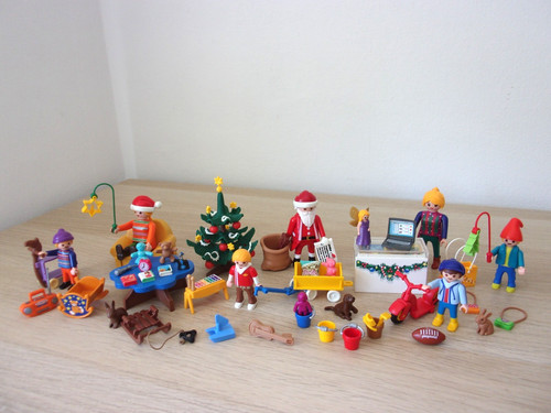 Playmobil doll house - doll's,