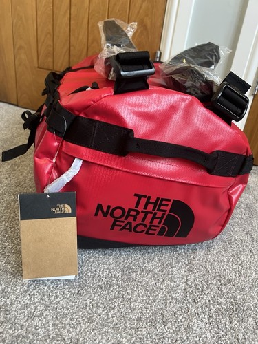The north face base - north,