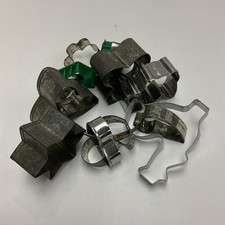 13 x Vintage Cake Cutters