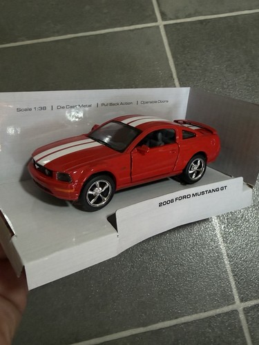 2006 ford mustang die - ford,