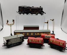 Hornby Dublo Locomotive Black 80054 & 3 Mobil Tankers Plus Carriage Accessories