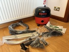 Numatic Henry Hoover HVR200