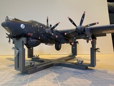 Universal Model Aircraft Berth