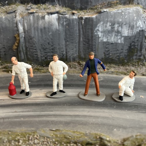 Painted race crew white - -,