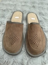 Men’s 100% Suede Leather Slippers With Sheepskin Wool Lining And Closed Toes.