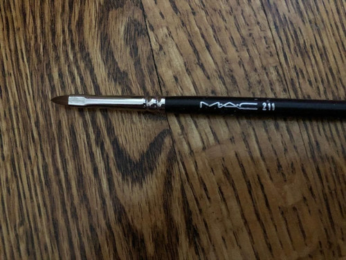 Mac 211 pointed liner brush - liner,