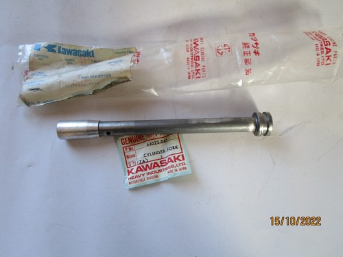 Kawasaki kz200 cylinder - kawasaki,
