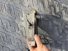 Volvo V70 2002 headlight wiper
