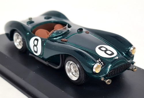 Top model aston martin - top,