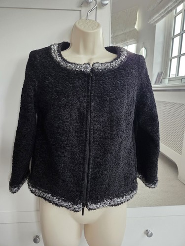 Chanel petite veste noire - chanel, la