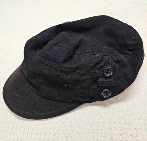 Route black solid newsboy - route,