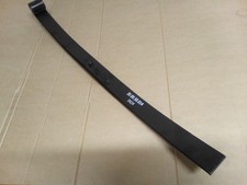 Single Leaf Road Spring, suit