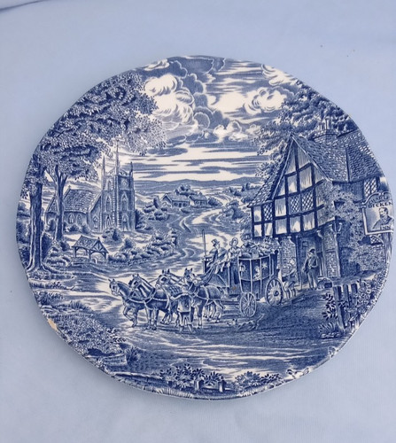 Dickens blue and white