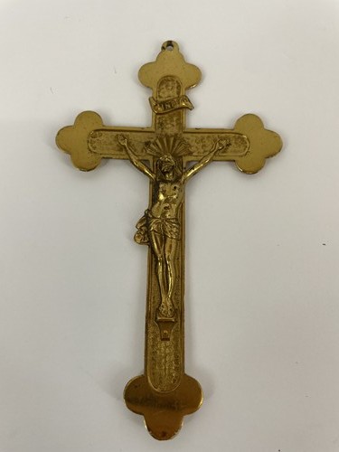Antique brass crucifix andrew - brass,