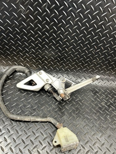 Suzuki 650 rh front - sv,