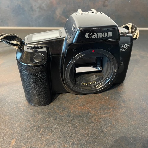 Canon eos 1000f 35mm slr - 35mm, film