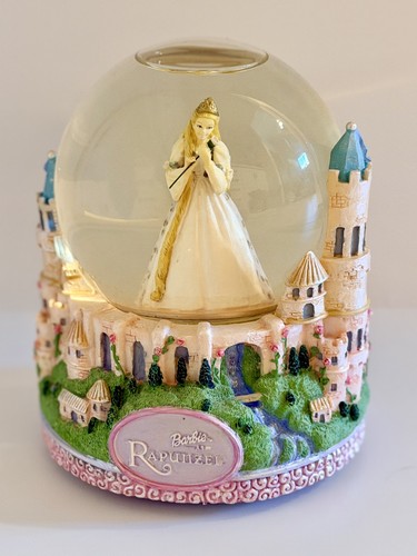 Rare barbie rapunzel - barbie, snow